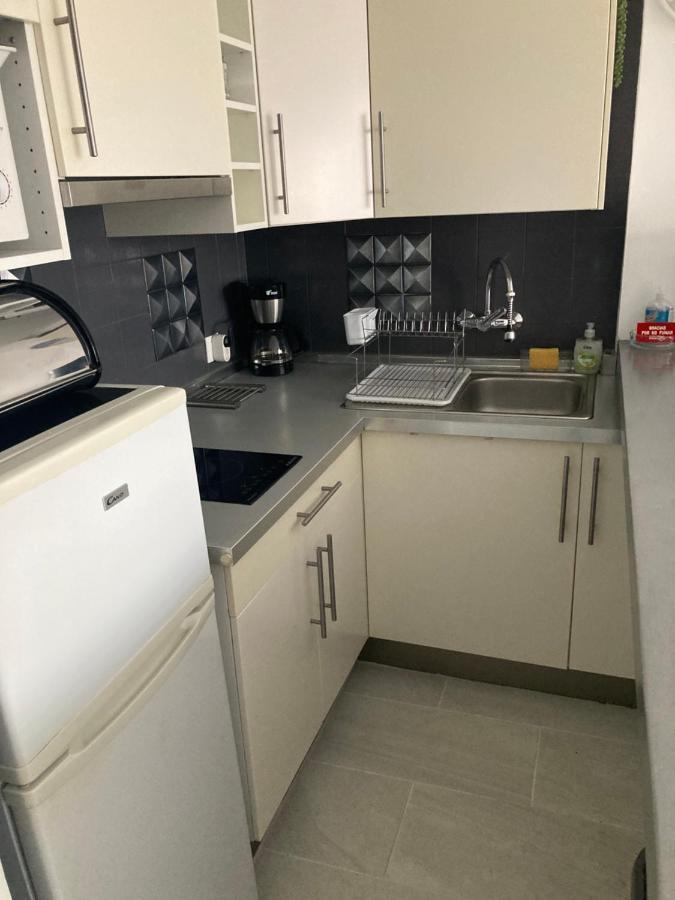 Tres Bel Appartement Entierement Renove إمبوريابرافا المظهر الخارجي الصورة