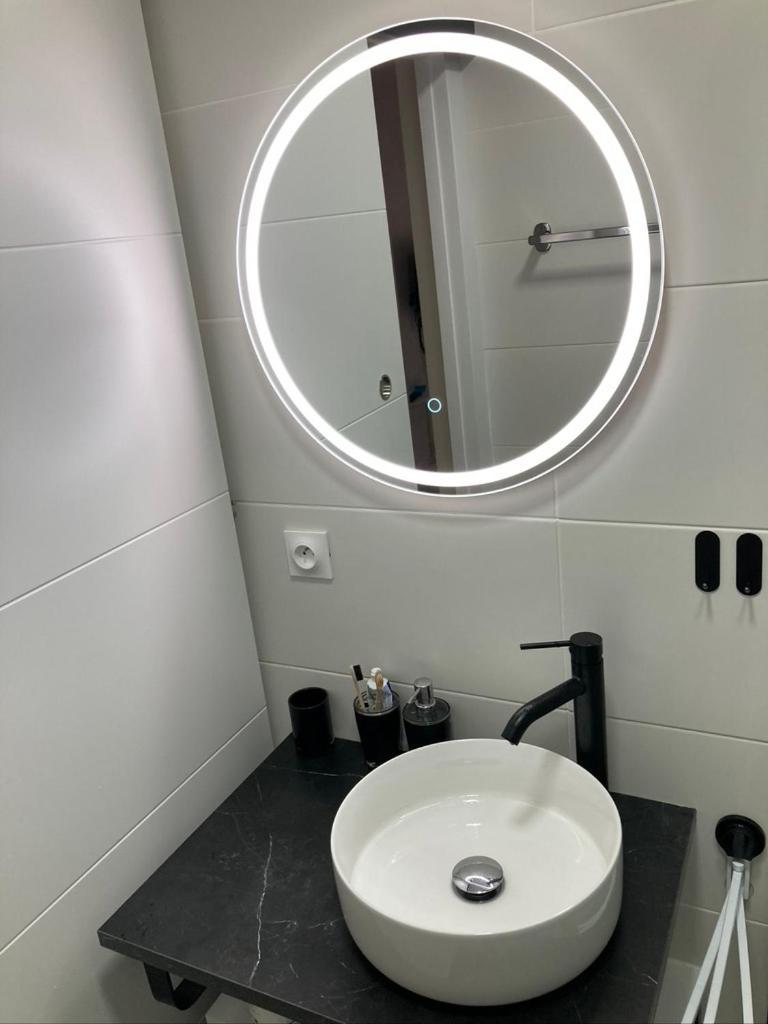 Tres Bel Appartement Entierement Renove إمبوريابرافا المظهر الخارجي الصورة